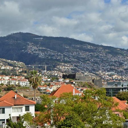 Apartment In The City Of Funchal Up 2 At 6 Pers São Pedro Екстериор снимка