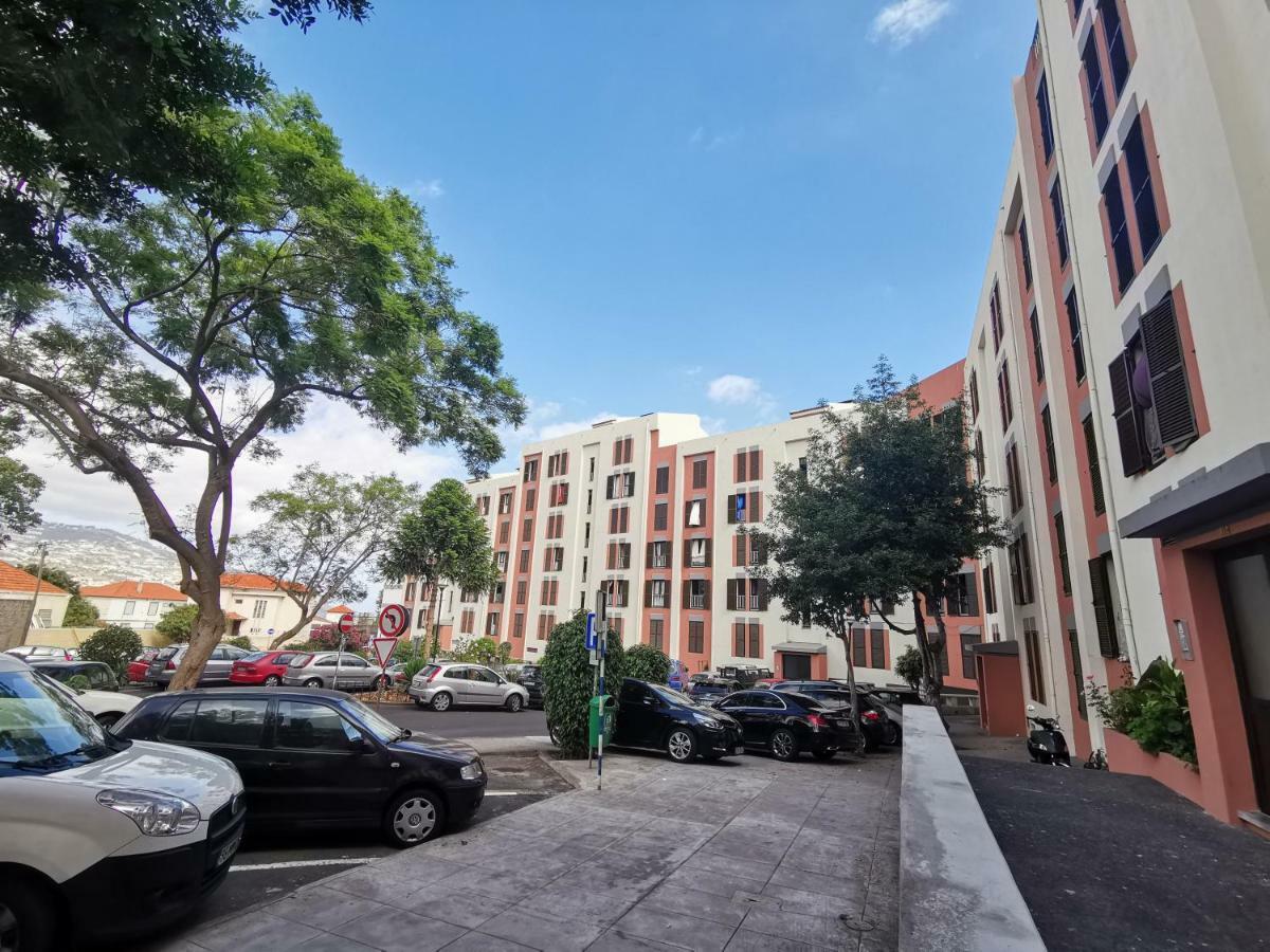 Apartment In The City Of Funchal Up 2 At 6 Pers São Pedro Екстериор снимка